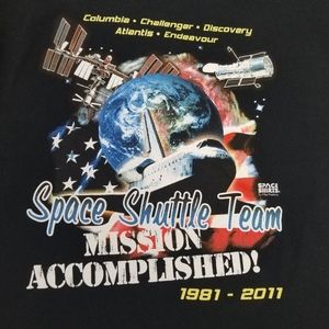 NASA Space Shuttle T-Shirt 2 Sided 1981-2011 Sz M
